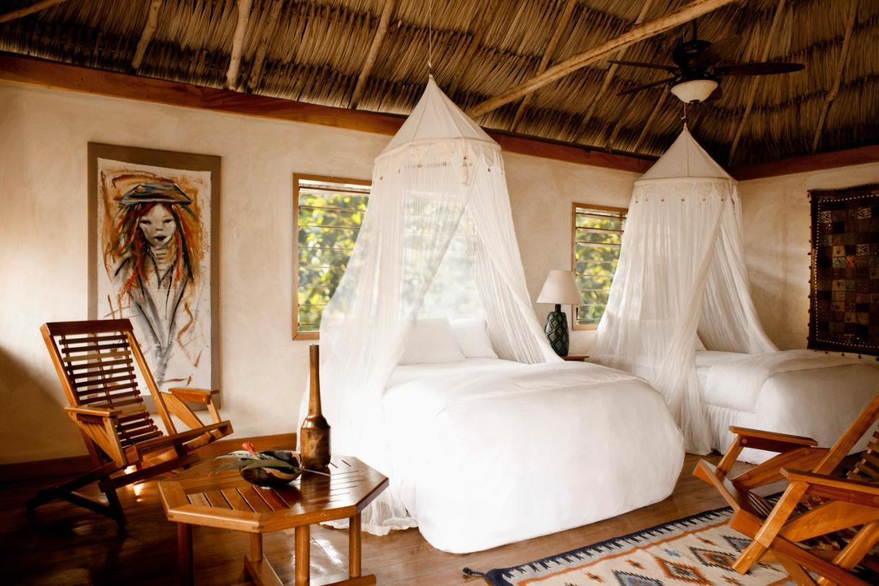 Gaia Riverlodge Unitedville 外观 照片