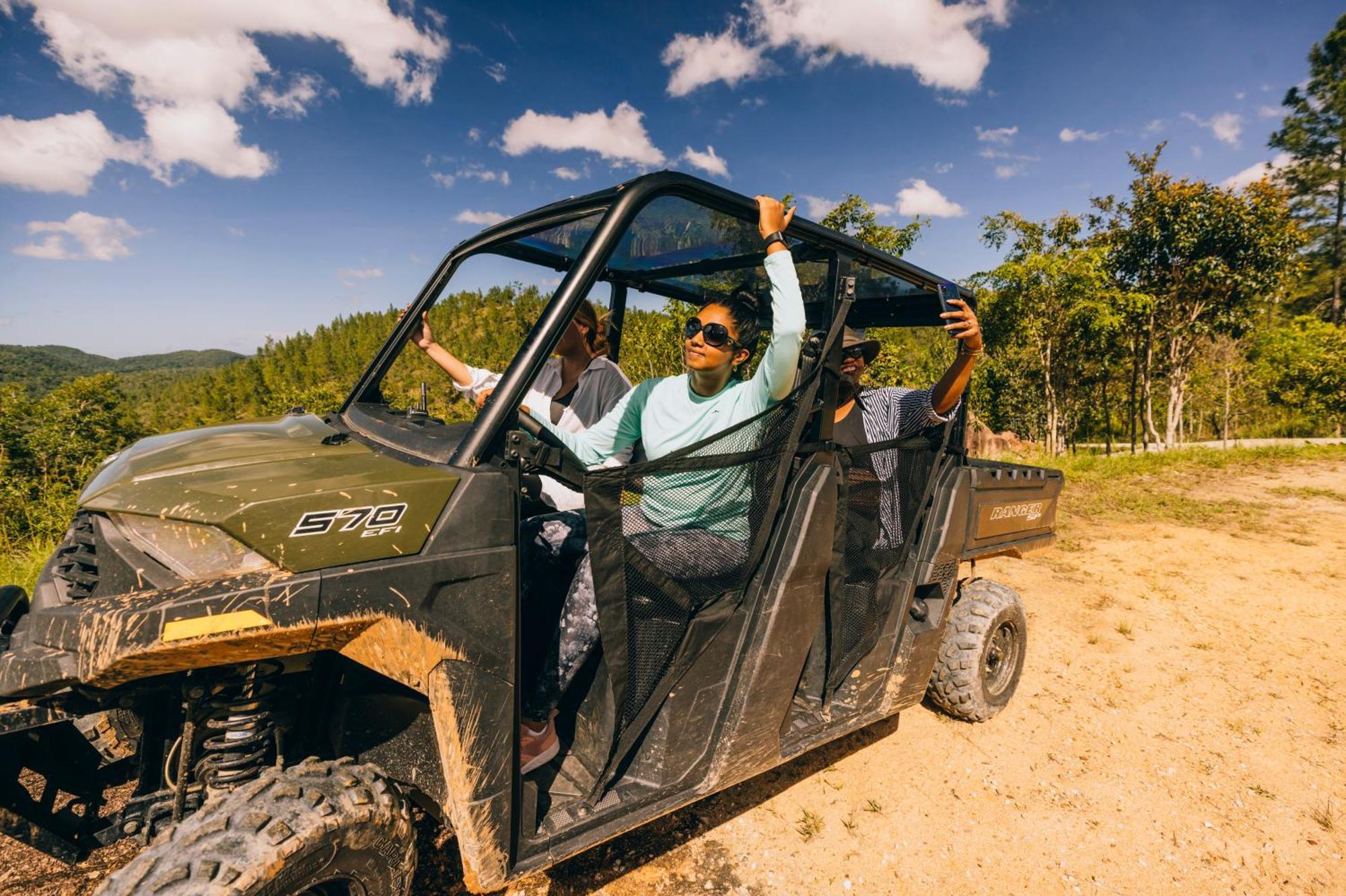 Gaia Riverlodge Unitedville 外观 照片