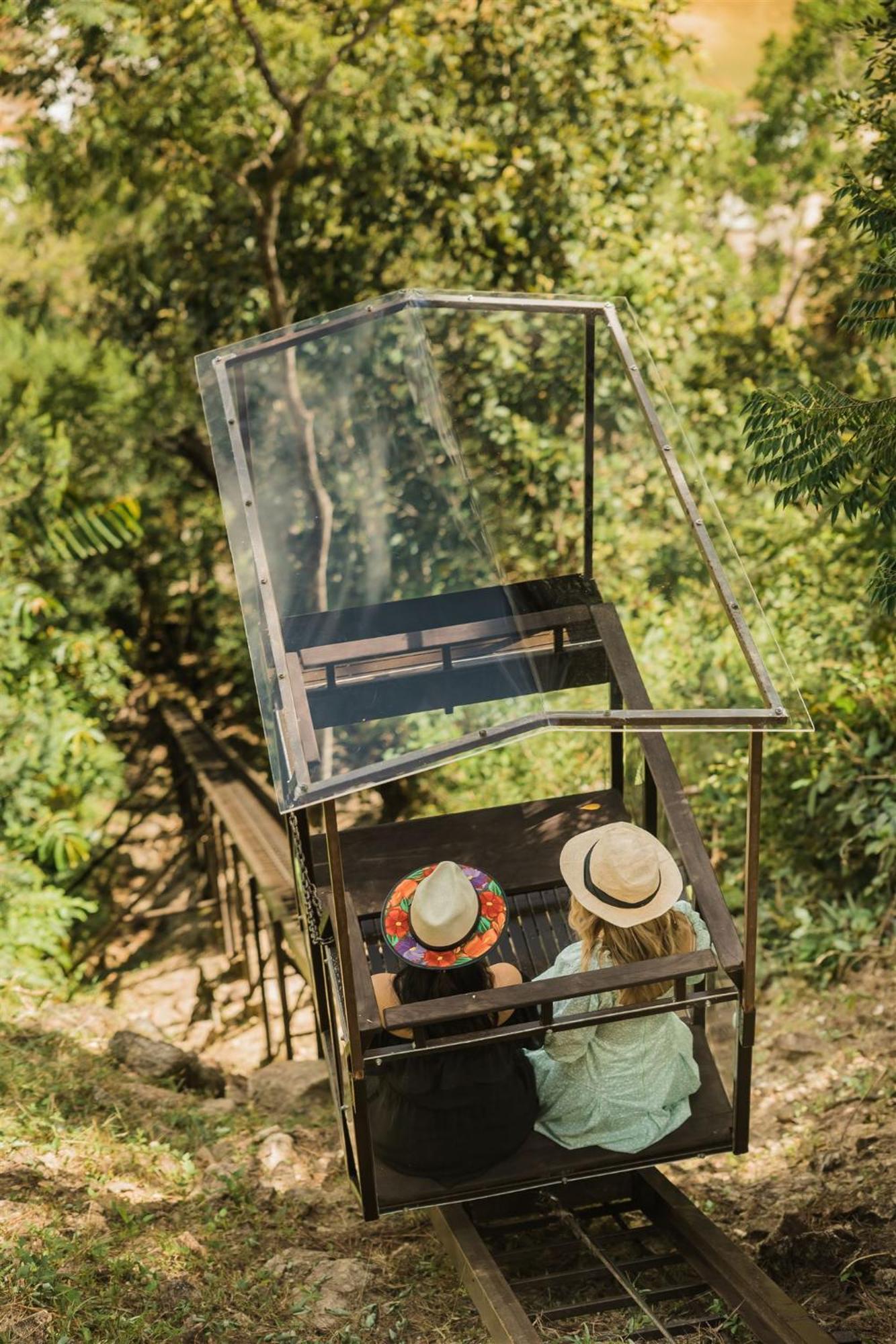 Gaia Riverlodge Unitedville 外观 照片