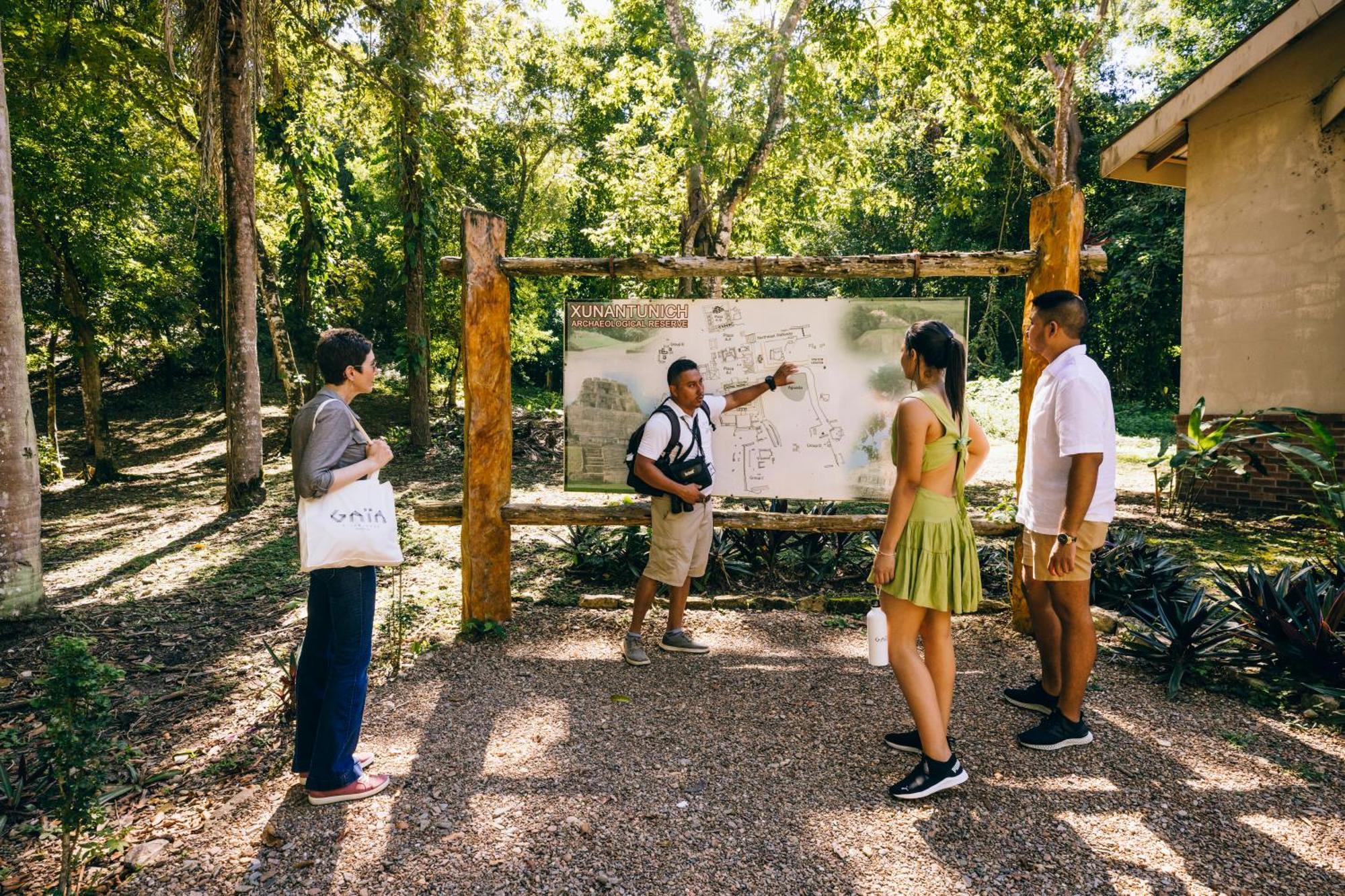 Gaia Riverlodge Unitedville 外观 照片