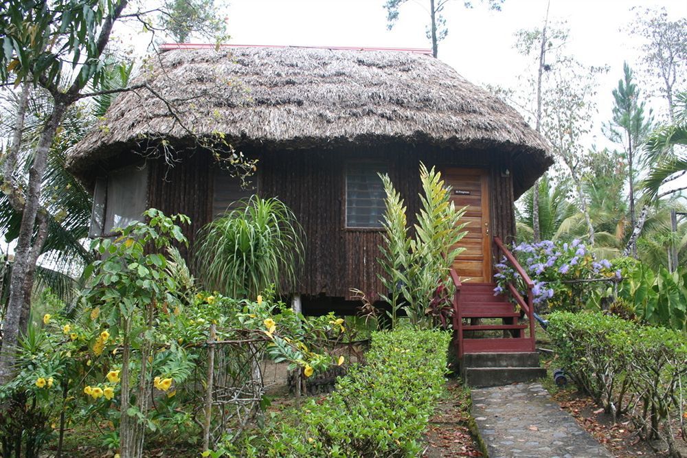 Gaia Riverlodge Unitedville 外观 照片